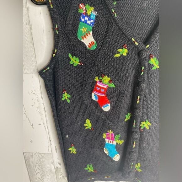 Hampshire Studio Black Christmas Beaded Appliqué Embroidered Sweater Vest PS Vtg - Picture 2 of 7